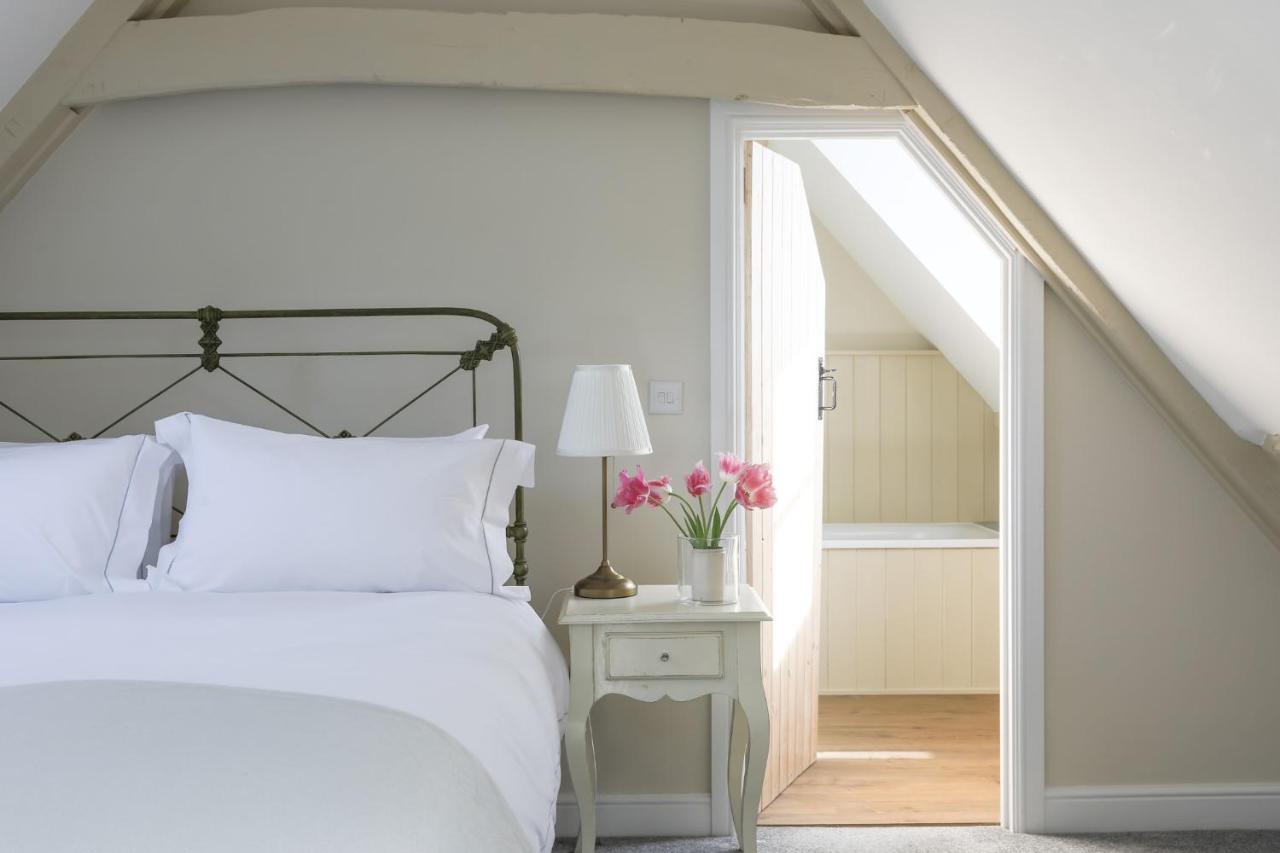 Coombers Mead Cottage Tetbury Buitenkant foto